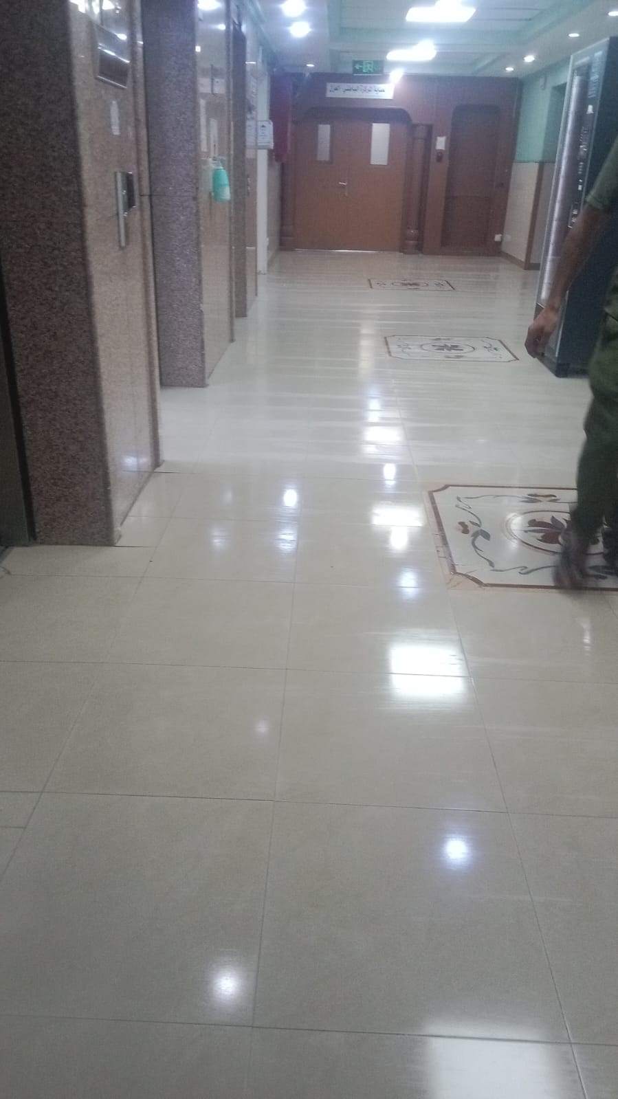 خدمة نظافة عالية الجودة للمنازل والعقارات